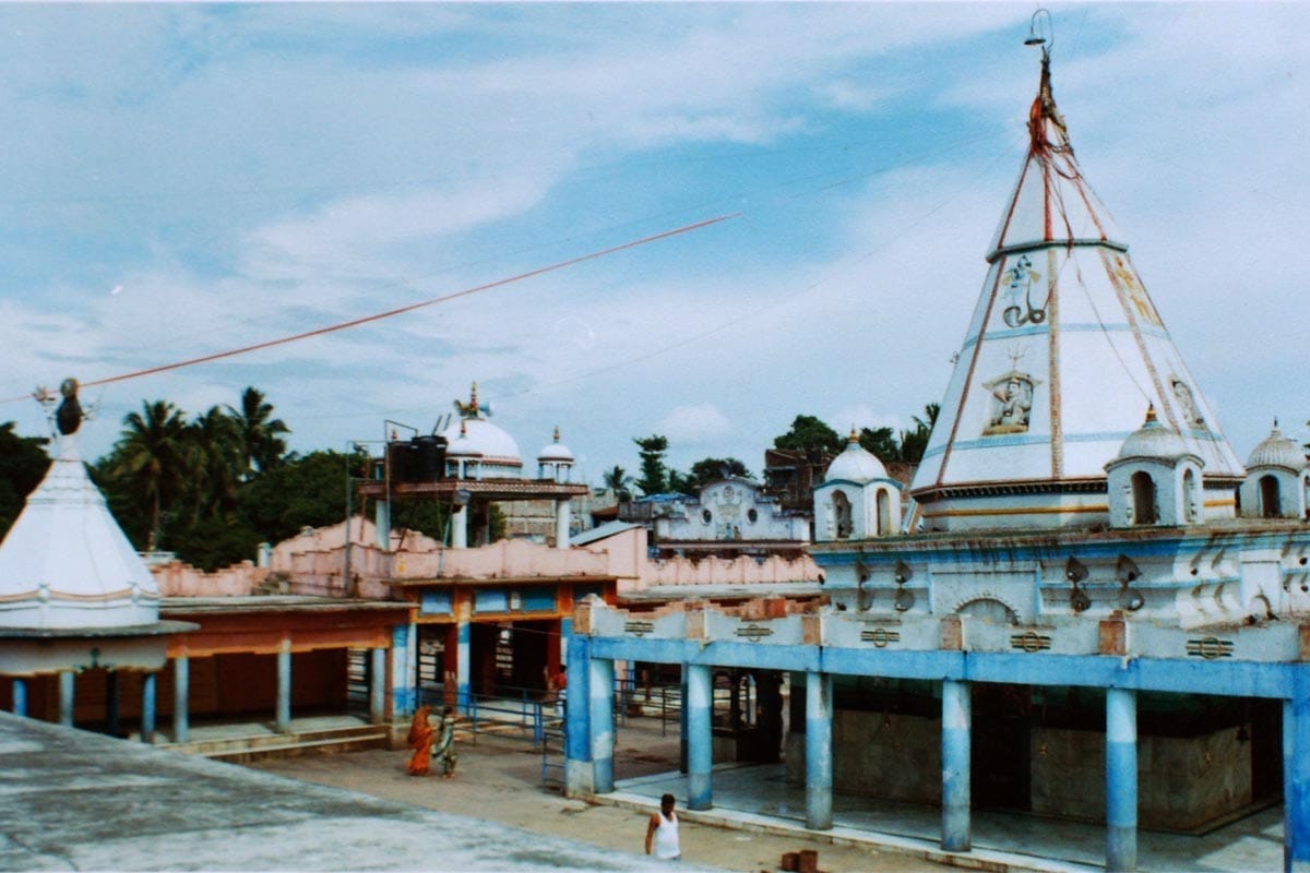 Singheshwar Sthan, a Shiva temple
